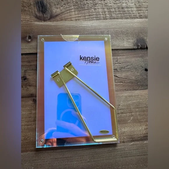 Kensie Home 4x6 Western Boot Art Picture Frame - Picture 5 of 5